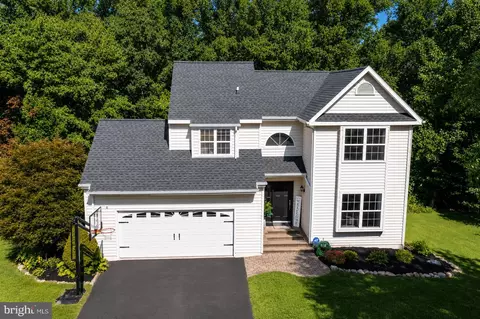 506 Augusta Dr, Coatesville, PA 19320