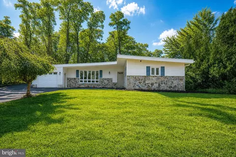 904 S Chester Rd, West Chester, PA 19382