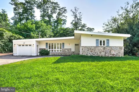 904 S Chester Rd, West Chester, PA 19382