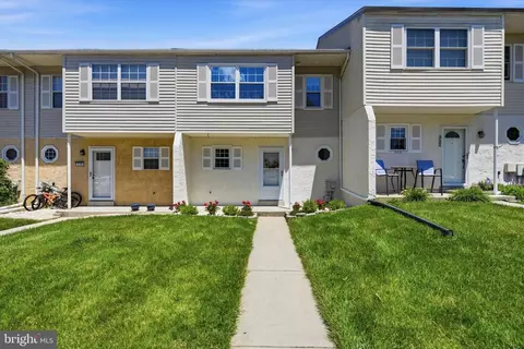 324 Carlyn Ct, Downingtown, PA 19335