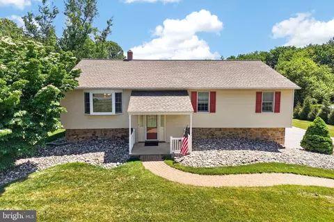 21 Berkley Dr, Downingtown, PA 19335