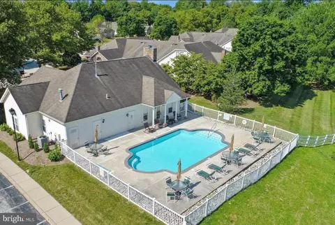 212 Mill Bridge Ln #11B, Phoenixville, PA 19460