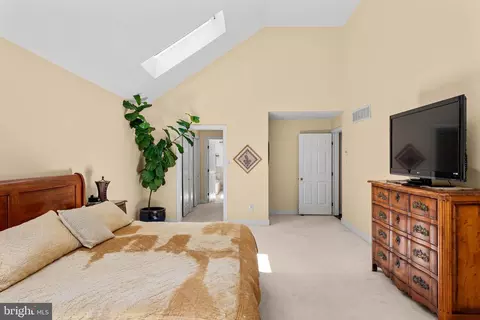 Bedroom - 406 Brighton Cir, Devon, PA 19333 photo 2 of 7