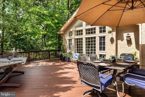 Exterior - 406 Brighton Cir, Devon, PA 19333 photo 3 of 6
