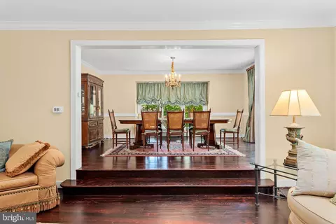Dining - 406 Brighton Cir, Devon, PA 19333 photo 3 of 3