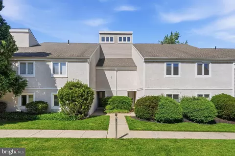 142 Harvest Ln #214, Phoenixville, PA 19460
