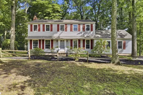 1565 Stanford Ln, Paoli, PA 19301