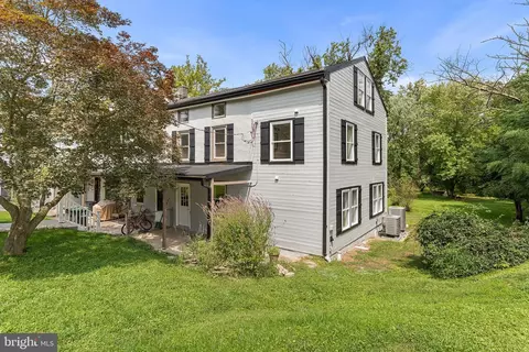 69 Cromby Rd, Phoenixville, PA 19460