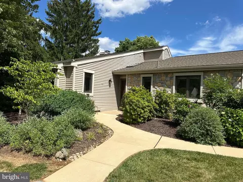 602 Franklin Way #602, West Chester, PA 19380