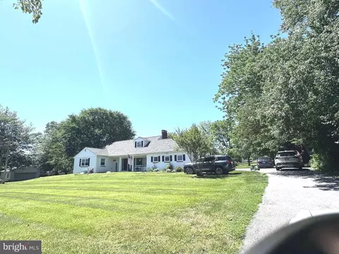 251 W Locust St, Oxford, PA 19363
