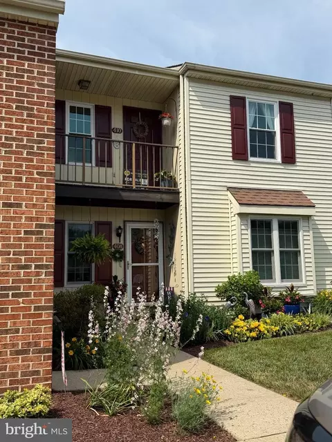 410 Westridge Dr, Phoenixville, PA 19460