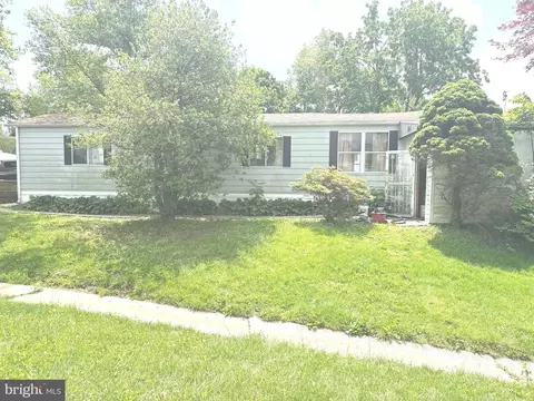 1 Penn Dr, West Grove, PA 19390