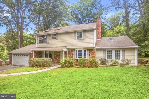 1023 Millstream Dr, Malvern, PA 19355