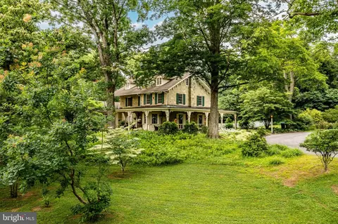 1001 Country Club Rd, West Chester, PA 19382