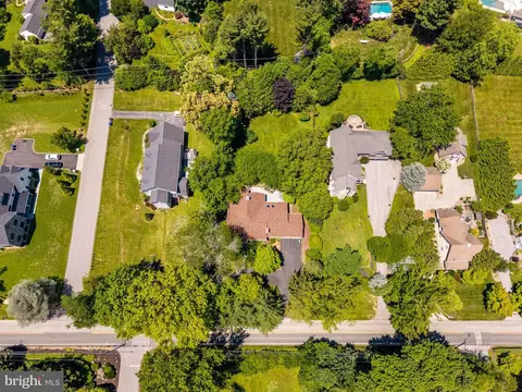 View/Area - 223 Upper Gulph, Wayne, PA 19087 photo 2 of 5