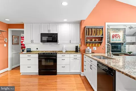 Kitchen - 223 Upper Gulph, Wayne, PA 19087 photo 5 of 8