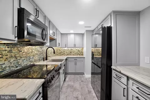364 Summit House #364, West Chester, PA 19382