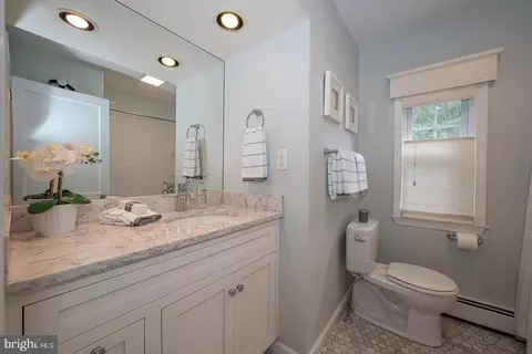 Bath - 213 N Fairfield Rd, Devon, PA 19333 photo 4 of 7