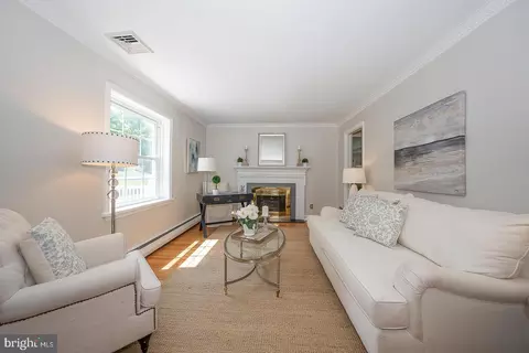 Living - 213 N Fairfield Rd, Devon, PA 19333 photo 1 of 6