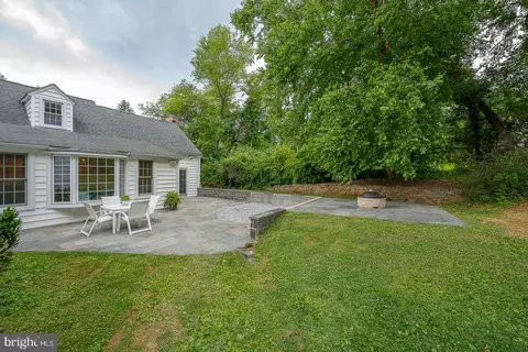 Exterior - 213 N Fairfield Rd, Devon, PA 19333 photo 5 of 8