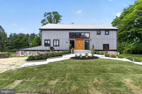 287 W Seven Stars Rd, Phoenixville, PA 19460