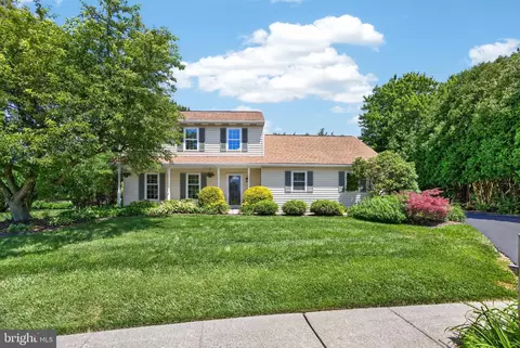 1110 Ross Ln, Phoenixville, PA 19460