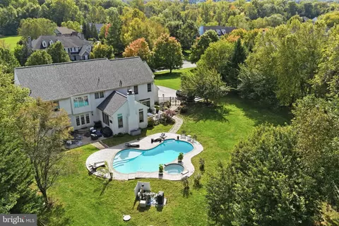1704 Chantilly Ln, Chester Springs, PA 19425