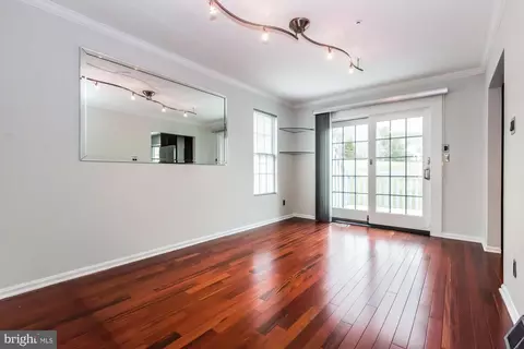 Living - 331 Bristol Cir, Exton, PA 19341 photo 2 of 16
