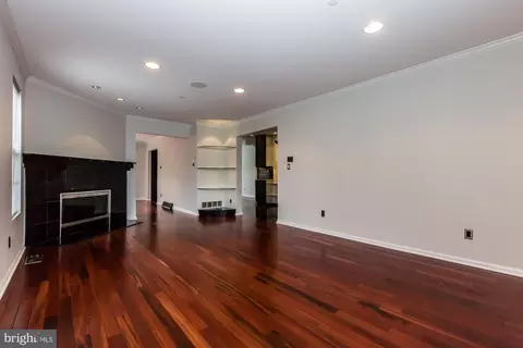Living - 331 Bristol Cir, Exton, PA 19341 photo 3 of 16