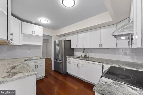 Kitchen - 10 Elan Ln, Chesterbrook, PA 19087 photo 1 of 3