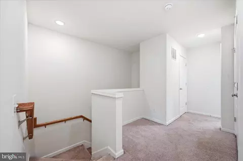 Entry Way - 21 Eagle Ln, Malvern, PA 19355 photo 6 of 9
