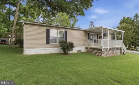 1 Orchard Ln, Spring City, PA 19475