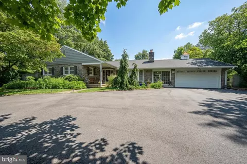 837 S High St, West Chester, PA 19382