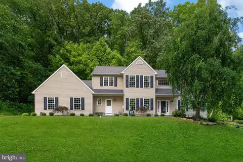 6 Fox Chase Chase, Glenmoore, PA 19343