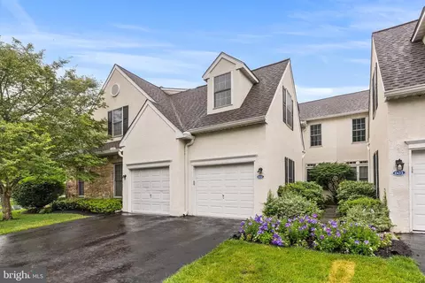 602 Whispering Brooke Dr, Newtown Square, PA 19073