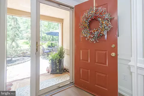 Entry Way - 8 Sugar Knoll Dr, Devon, PA 19333 photo 6 of 6