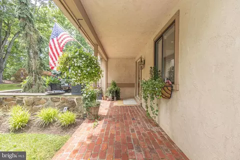 Exterior - 8 Sugar Knoll Dr, Devon, PA 19333 photo 6 of 10