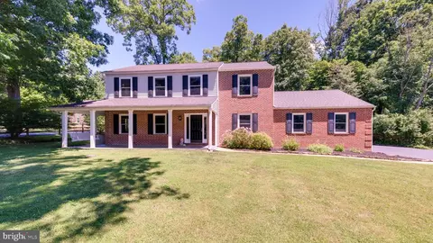 823 Countryside Dr, West Chester, PA 19380