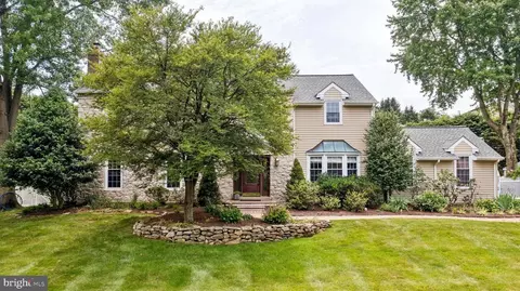 1323 N Tulip Dr, West Chester, PA 19380