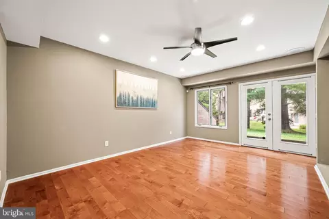 Living - 82 Amity Dr, Chesterbrook, PA 19087 photo 6 of 7