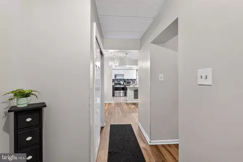 Entry Way - 710 Washington Pl #10, Chesterbrook, PA 19087 photo 1 of 2