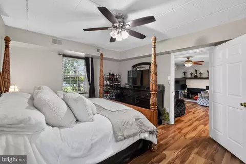 Bedroom - 710 Washington Pl #10, Chesterbrook, PA 19087 photo 1 of 2
