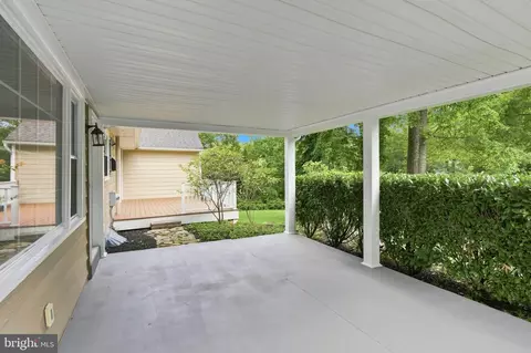 Exterior - 905 Newtown Rd, Devon, PA 19333 photo 5 of 5