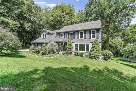 1535 Red Rock Dr, Downingtown, PA 19335