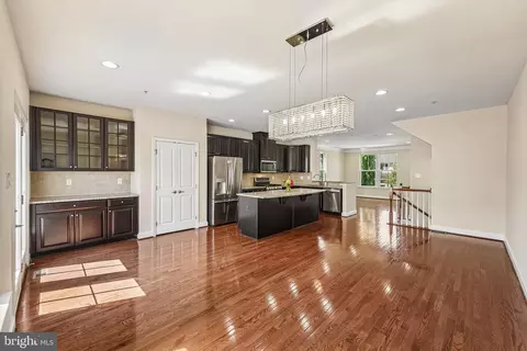 217 Quarry Point Rd, Malvern, PA 19355