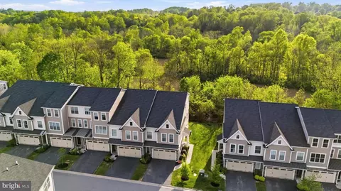 332 Redbud Ln, Kennett Square, PA 19348