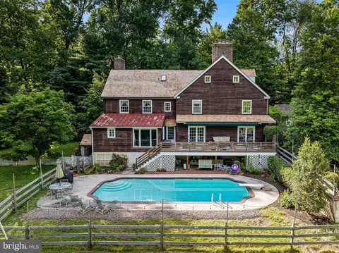 781 Fairview Rd, Glenmoore, PA 19343
