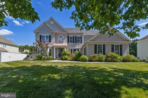 159 Applegate Dr, West Chester, PA 19382