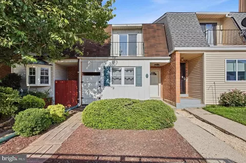 7 Rickmar Ln, Malvern, PA 19355