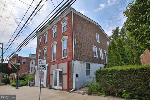 38 N Main St, Spring City, PA 19475